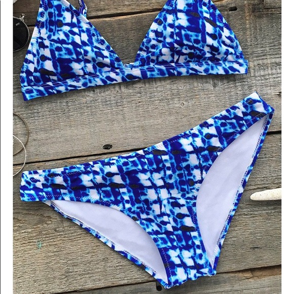 Cupshe Bikini Set - Picture 3 of 3